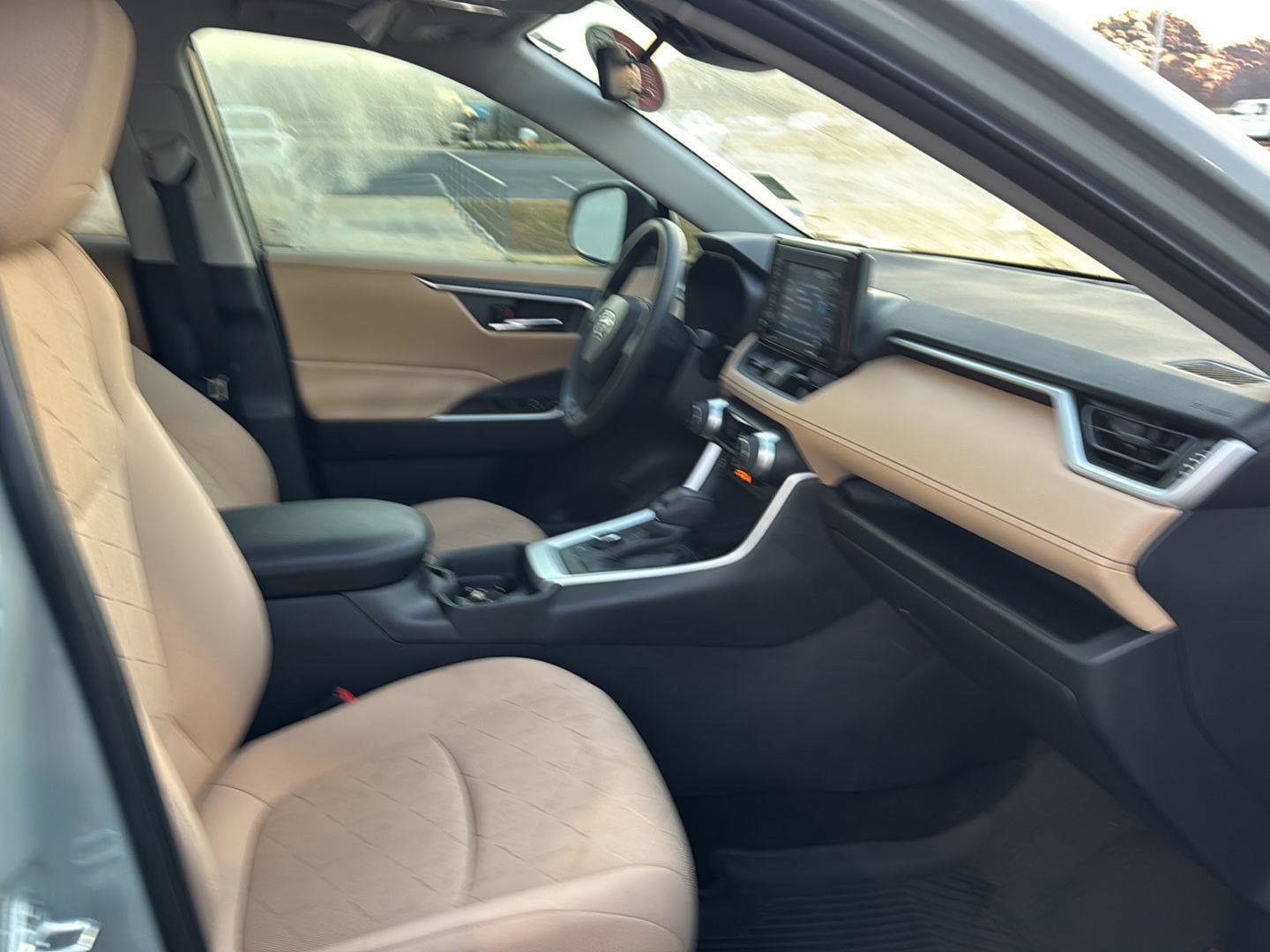 Certified 2021 Toyota RAV4 XLE w/ Convenience Package image 10