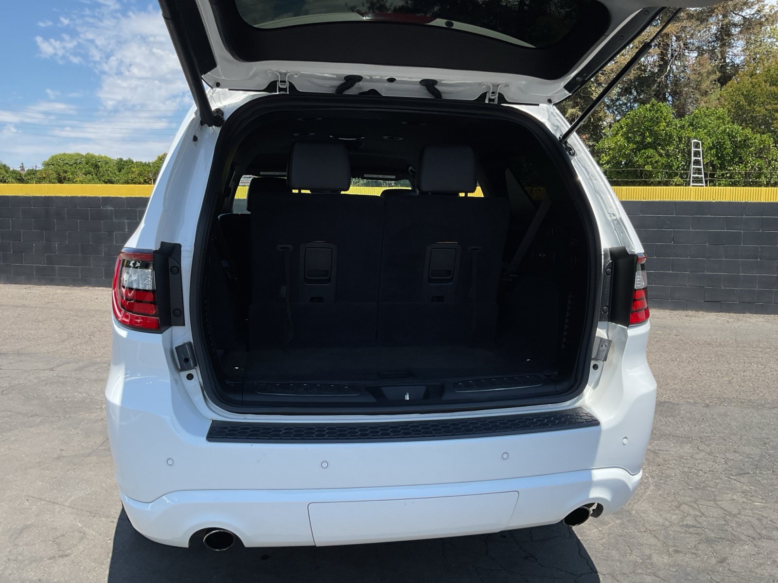 Used 2020 Dodge Durango GT RWD image 25