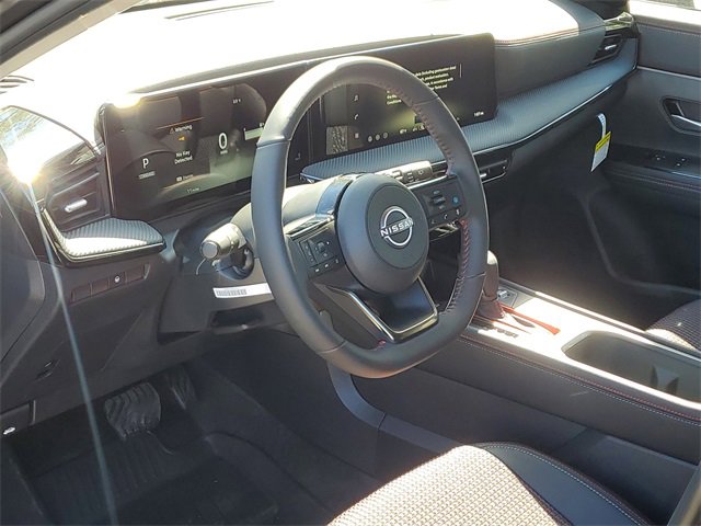 New 2026 Nissan Kicks SR w/ Cold Weather Package image 6