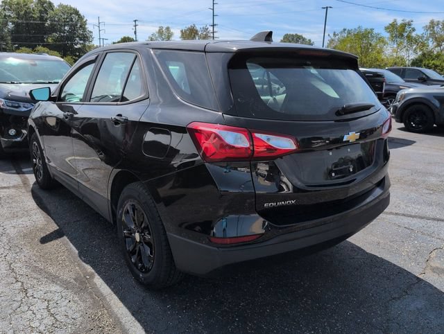 Used 2021 Chevrolet Equinox LS FWD image 3