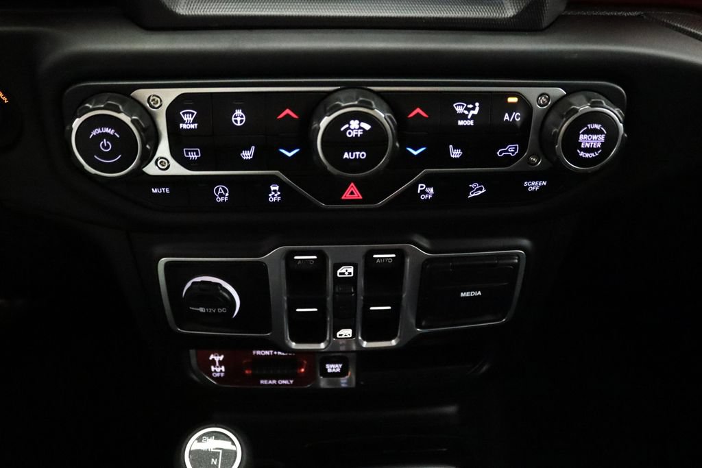 Used 2018 Jeep Wrangler Unlimited Rubicon AWD/4WD image 26