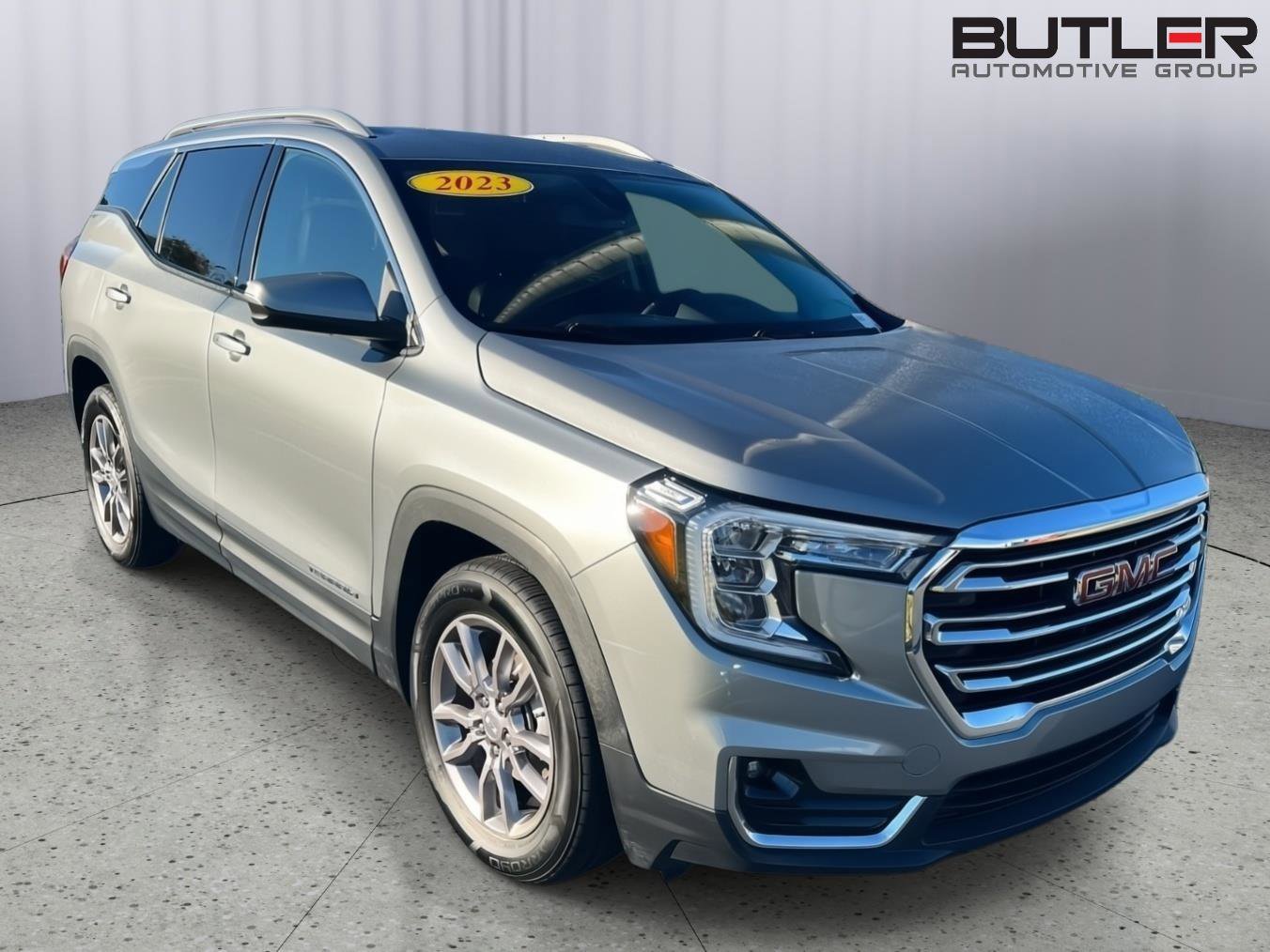 Used 2023 GMC Terrain SLT image 6