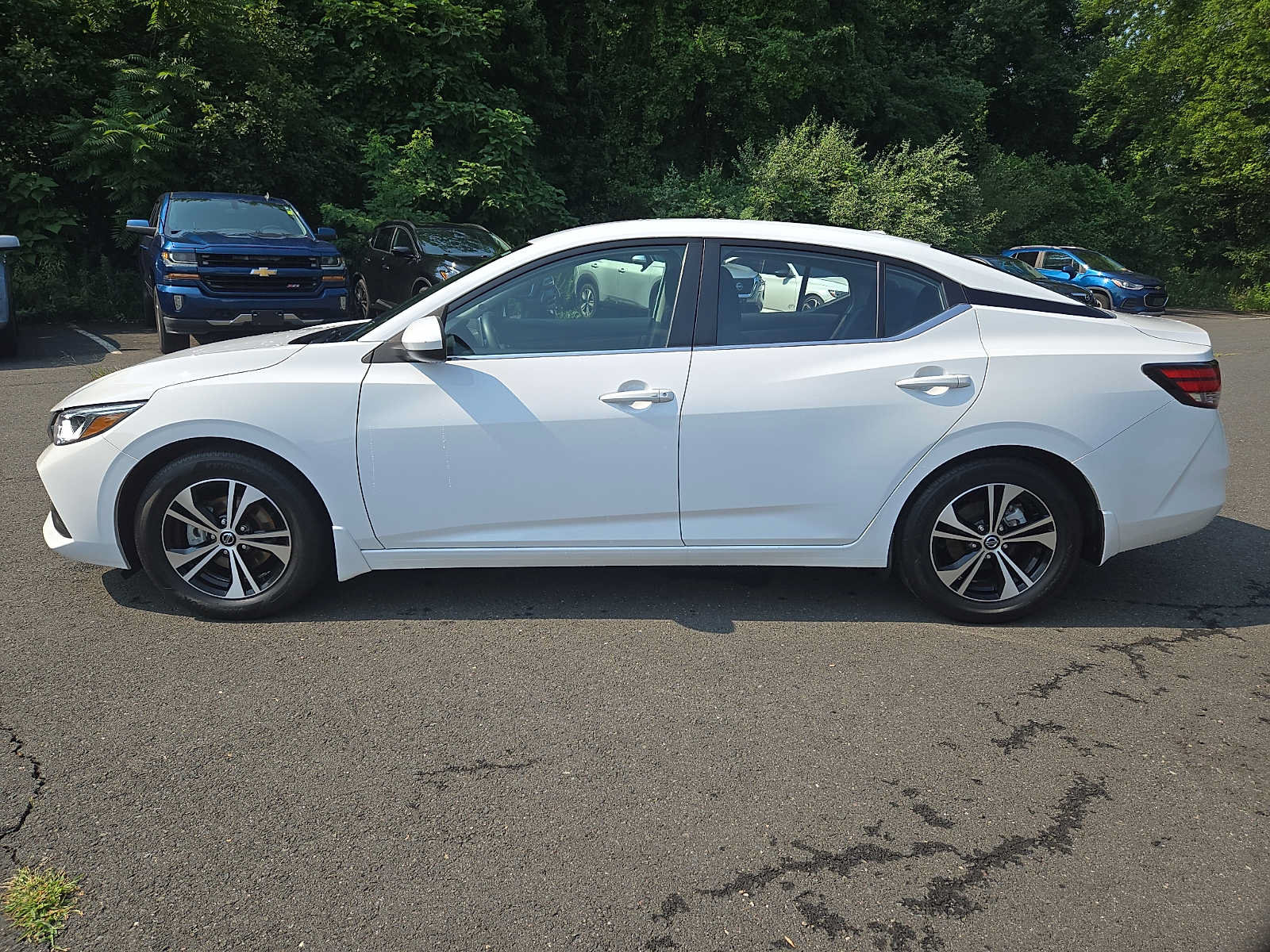 Used 2023 Nissan Sentra SV FWD image 7