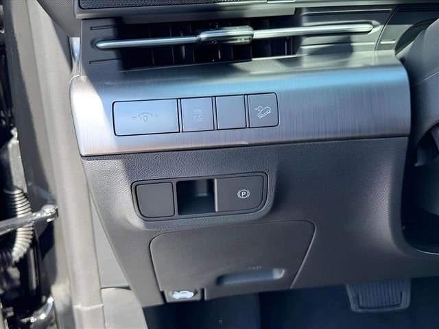New 2026 Hyundai Kona SEL Premium image 13