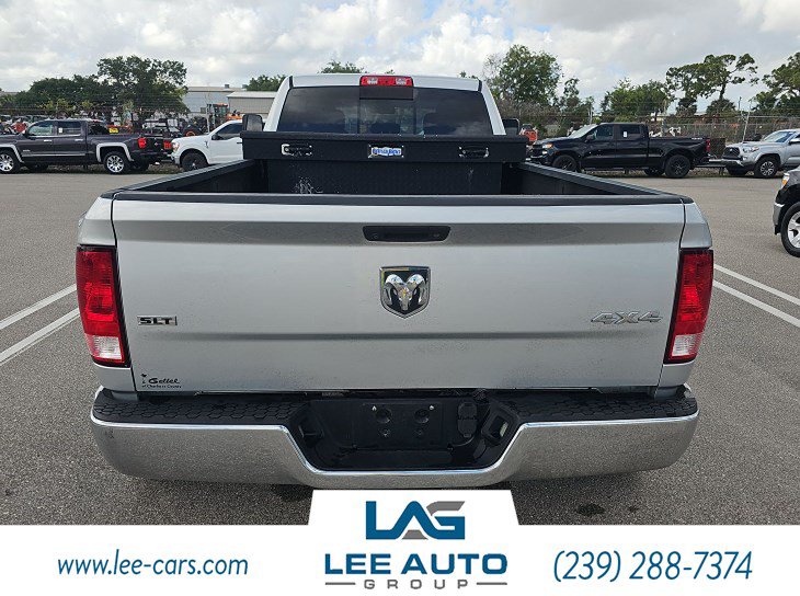 Used 2018 RAM 3500 SLT AWD/4WD image 2