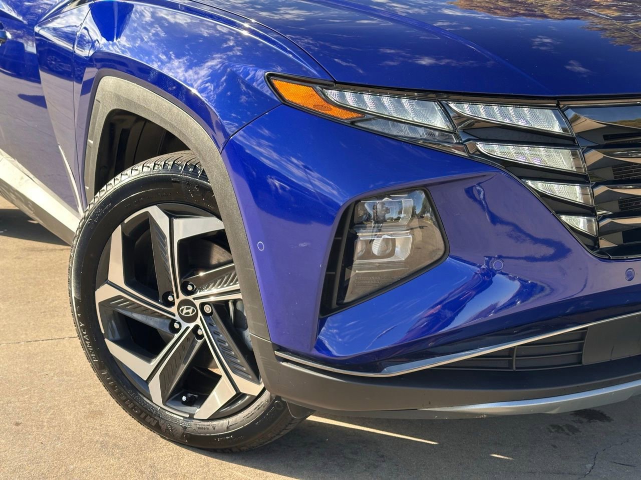 Used 2023 Hyundai Tucson Limited w/ Cargo Package image 4