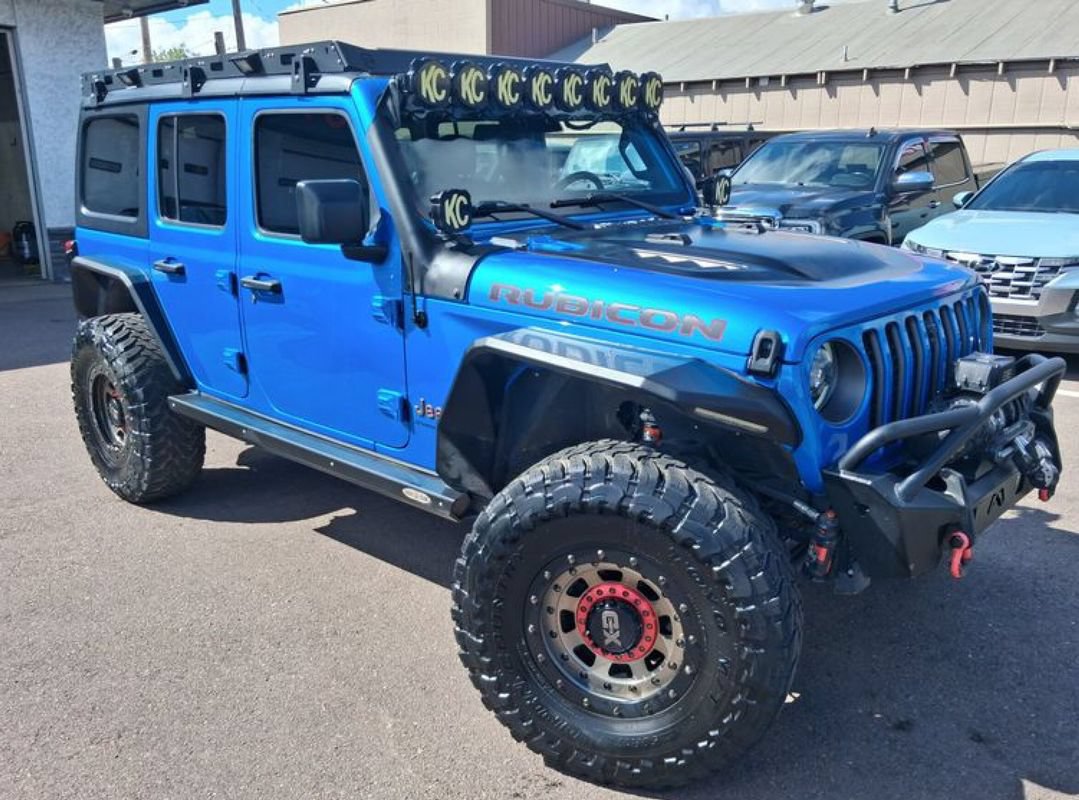 Used 2023 Jeep Wrangler Unlimited Rubicon w/ LED Lighting Group AWD/4WD image 1