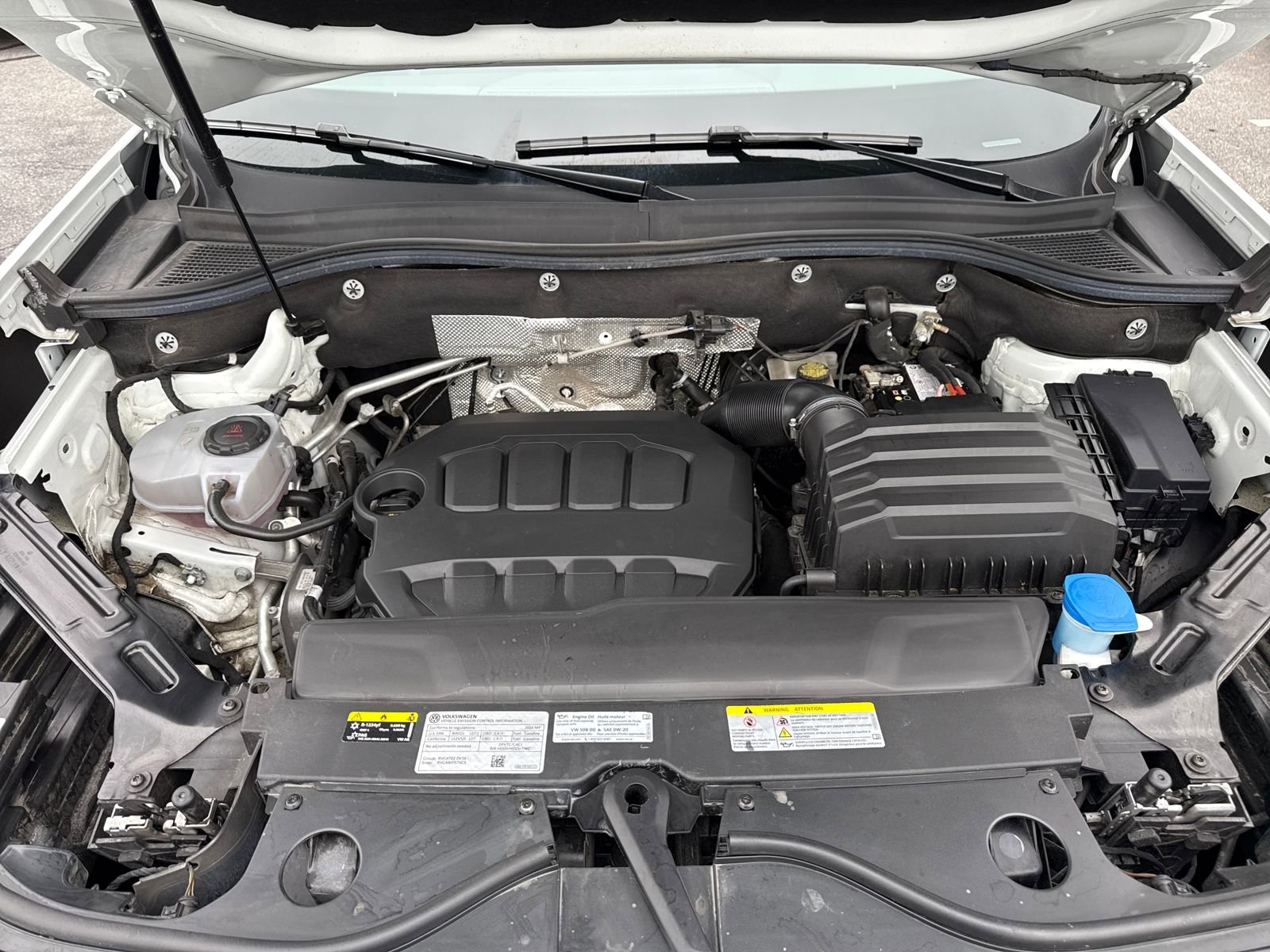 Used 2024 Volkswagen Atlas Peak Edition SE image 22