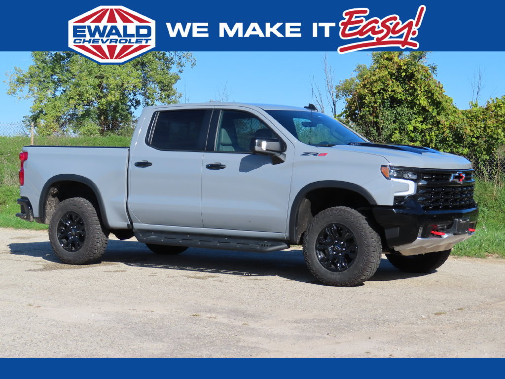 Used 2024 Chevrolet Silverado 1500 ZR2 w/ Technology Package AWD/4WD image 1