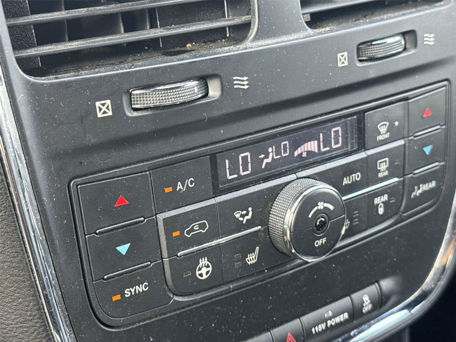 Used 2019 Dodge Grand Caravan GT FWD image 32