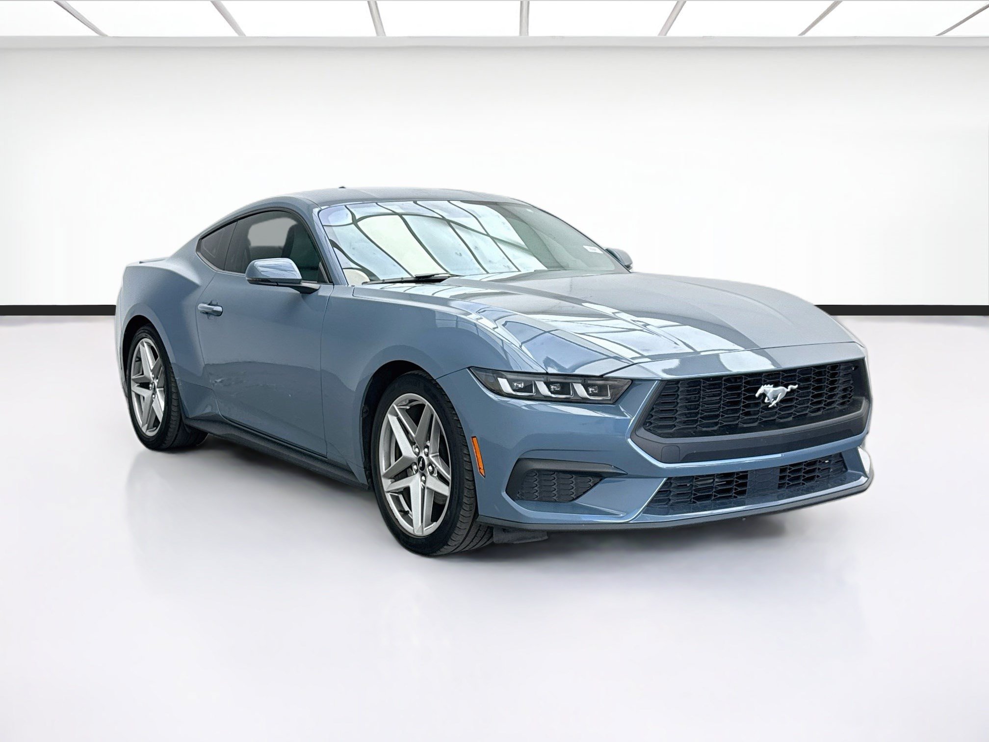 Used 2024 Ford Mustang Premium RWD image 3