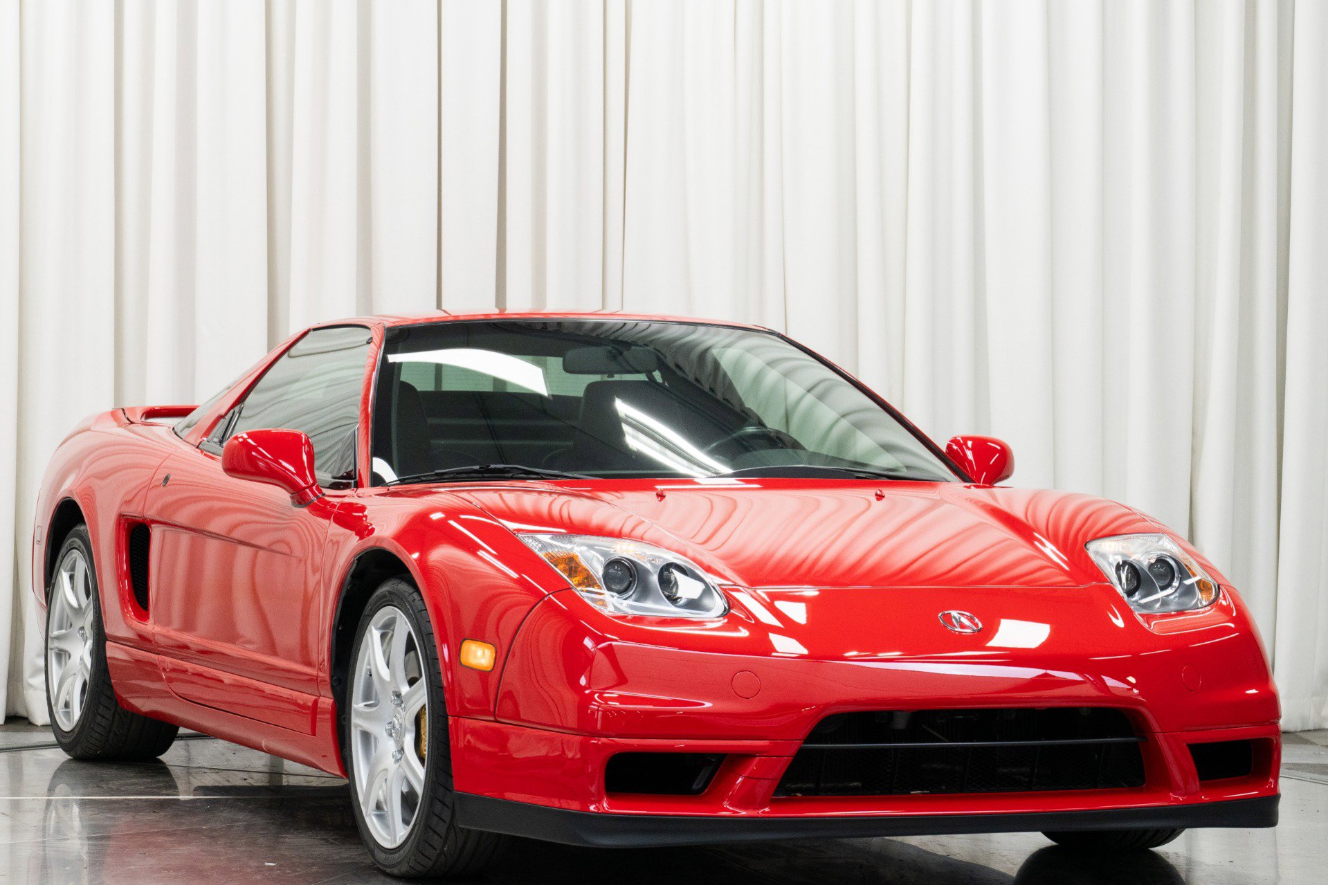Used 2005 Acura NSX T image 3