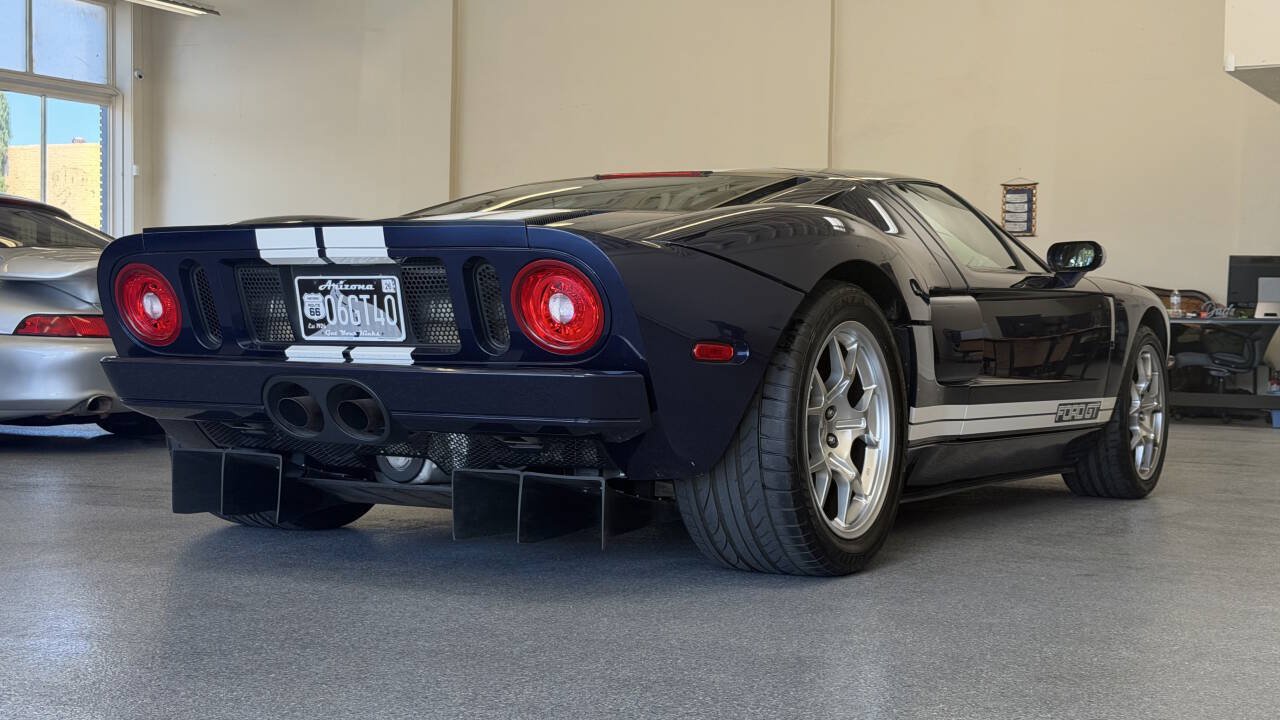 Used 2006 Ford GT RWD image 20