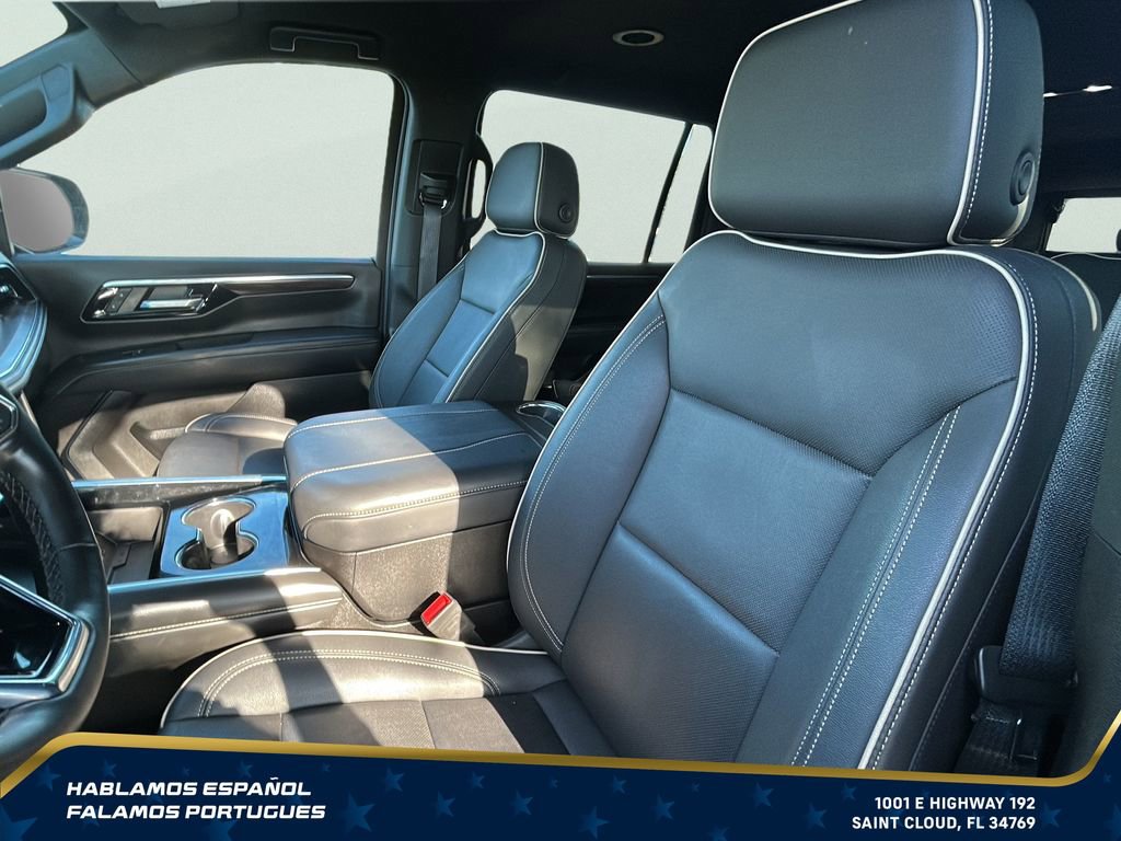 Certified 2025 Chevrolet Suburban Premier RWD image 15