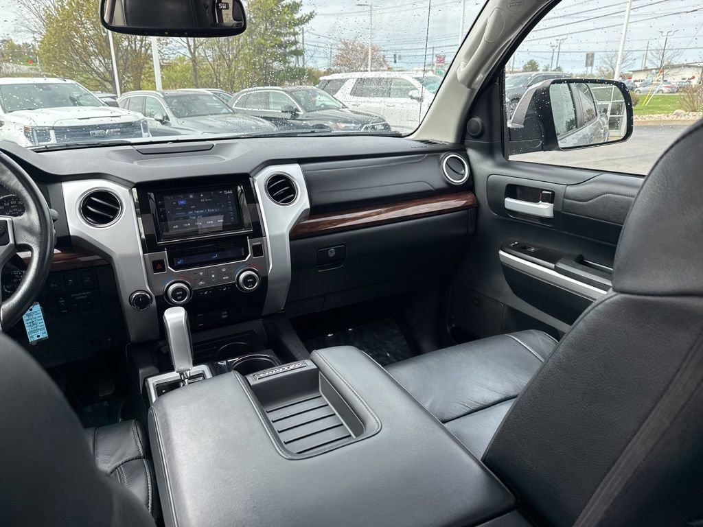 Used 2017 Toyota Tundra Limited w/ Limited Premium Package AWD/4WD image 23