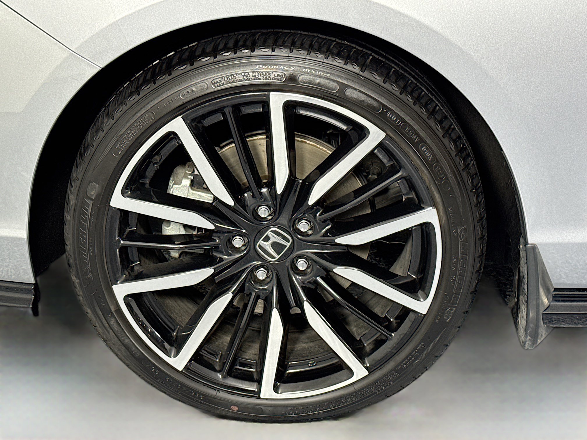 Used 2023 Honda Accord Touring image 32