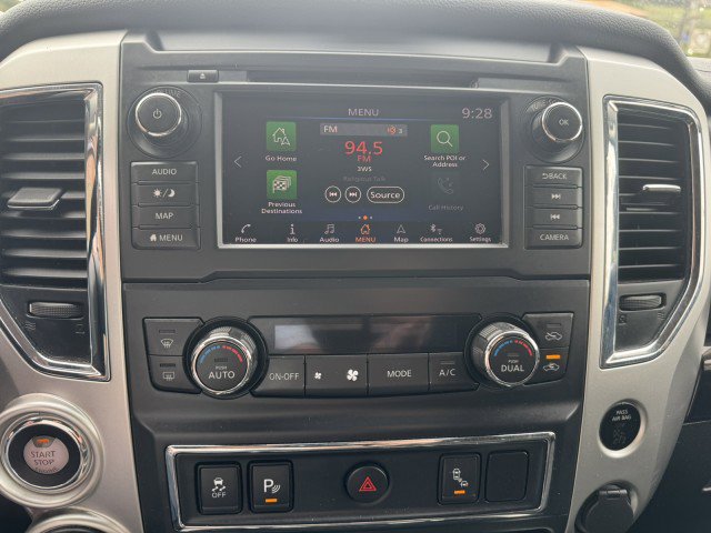 Used 2019 Nissan Titan SV w/ SV Convenience Package image 14