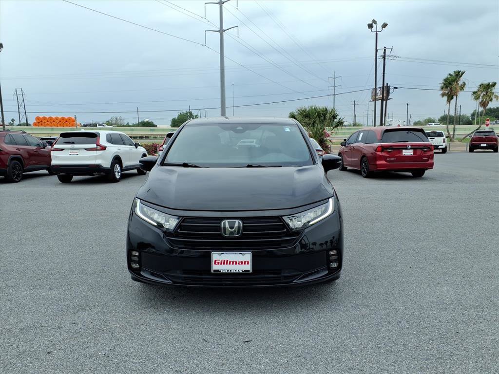 Used 2023 Honda Odyssey Sport image 3