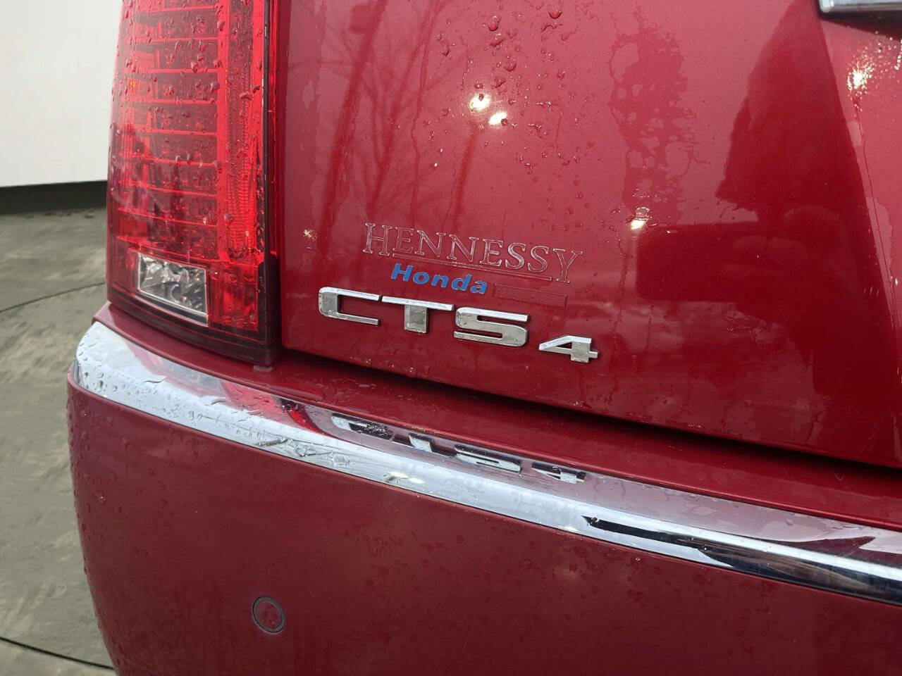 Used 2010 Cadillac CTS Premium image 18