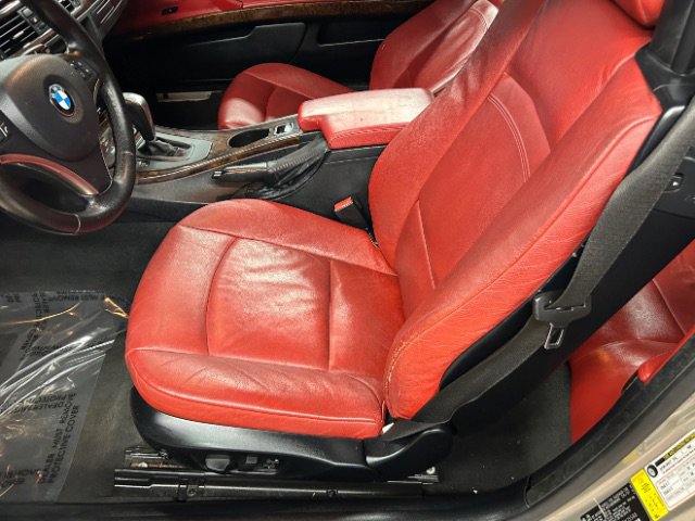 Used 2007 BMW 328i Convertible image 8