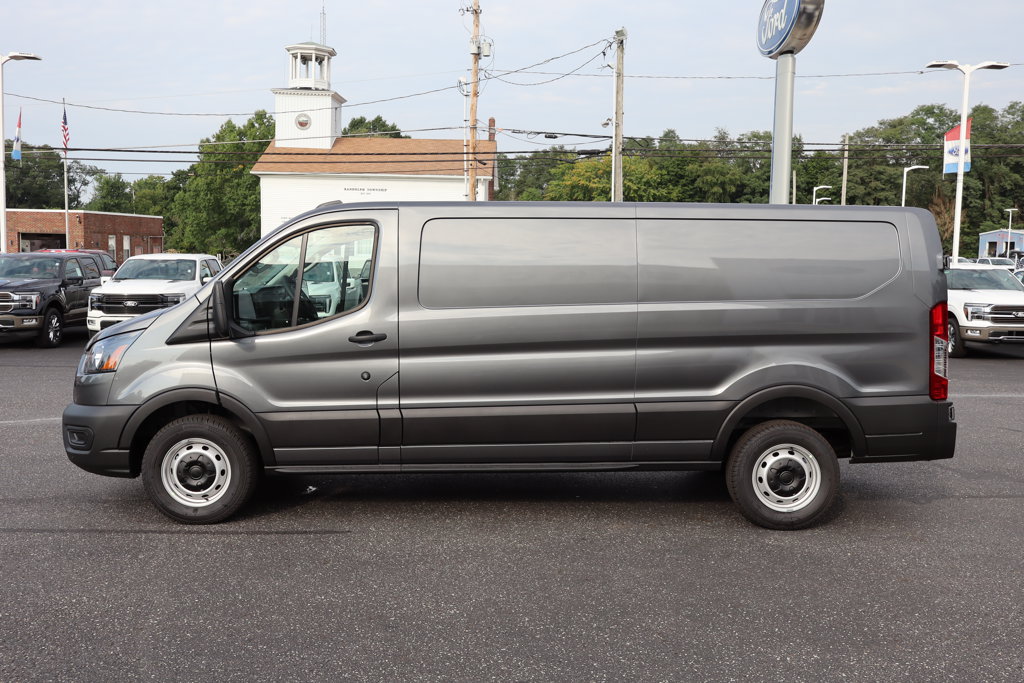 New 2026 Ford Transit 150 Low Roof RWD image 15