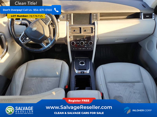 Used 2019 Land Rover Discovery Sport SE AWD/4WD image 11