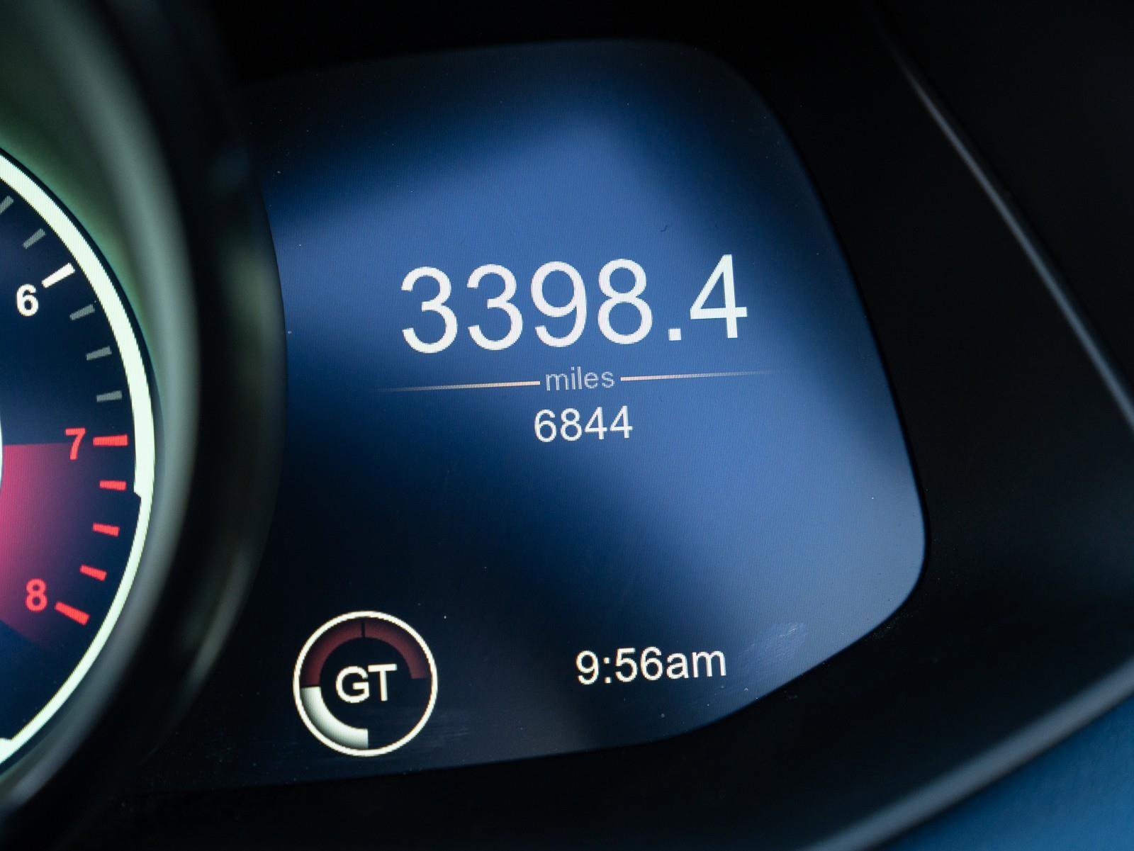 Used 2020 Aston Martin DBS Superleggera Volante image 56