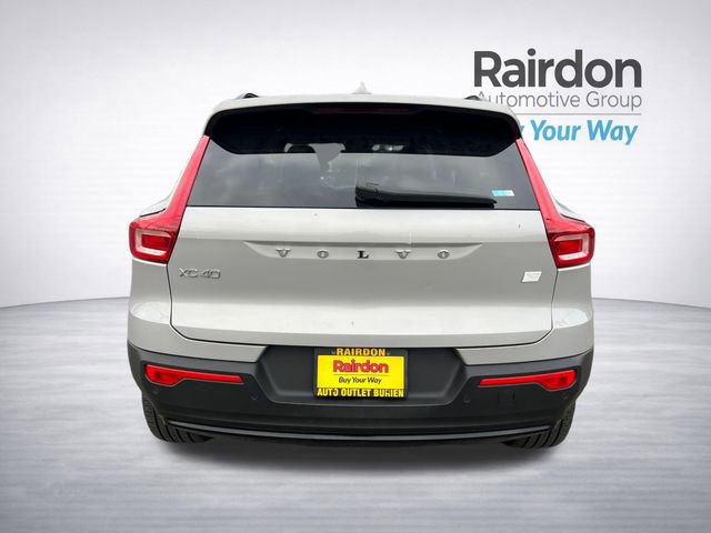 Used 2023 Volvo XC40 Recharge Ultimate image 8