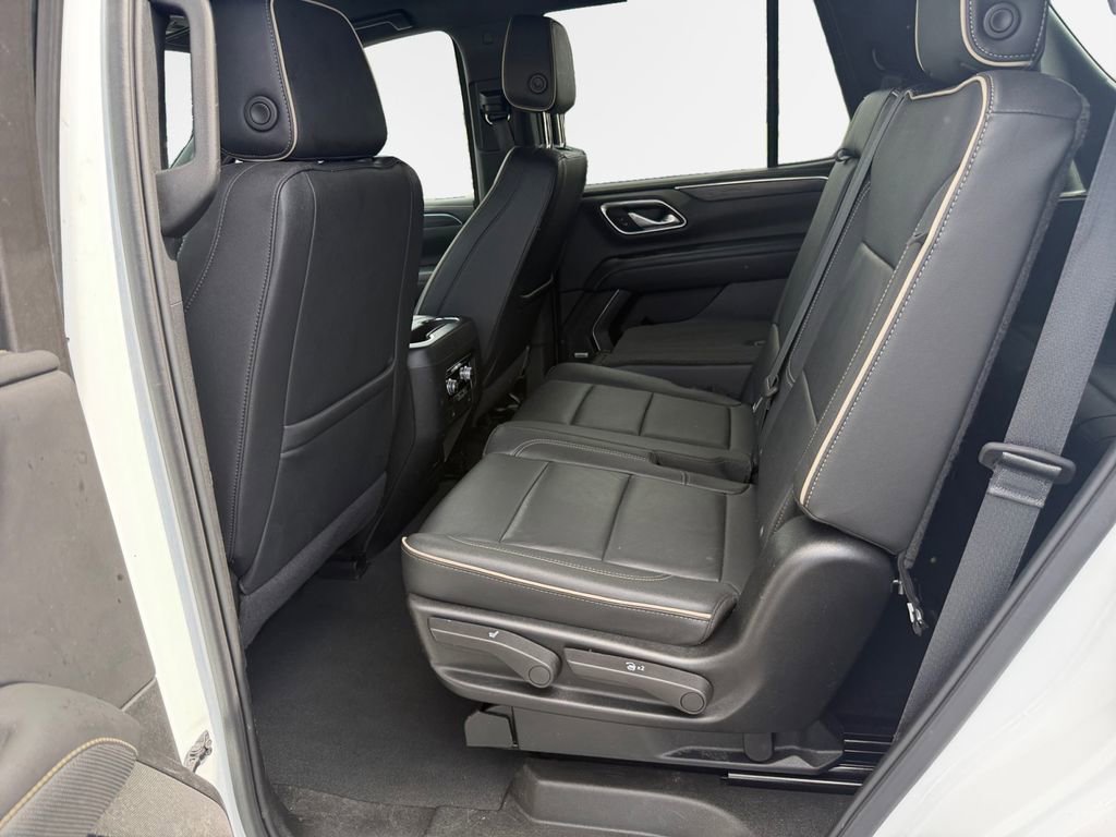 Certified 2024 GMC Yukon SLT AWD/4WD image 24