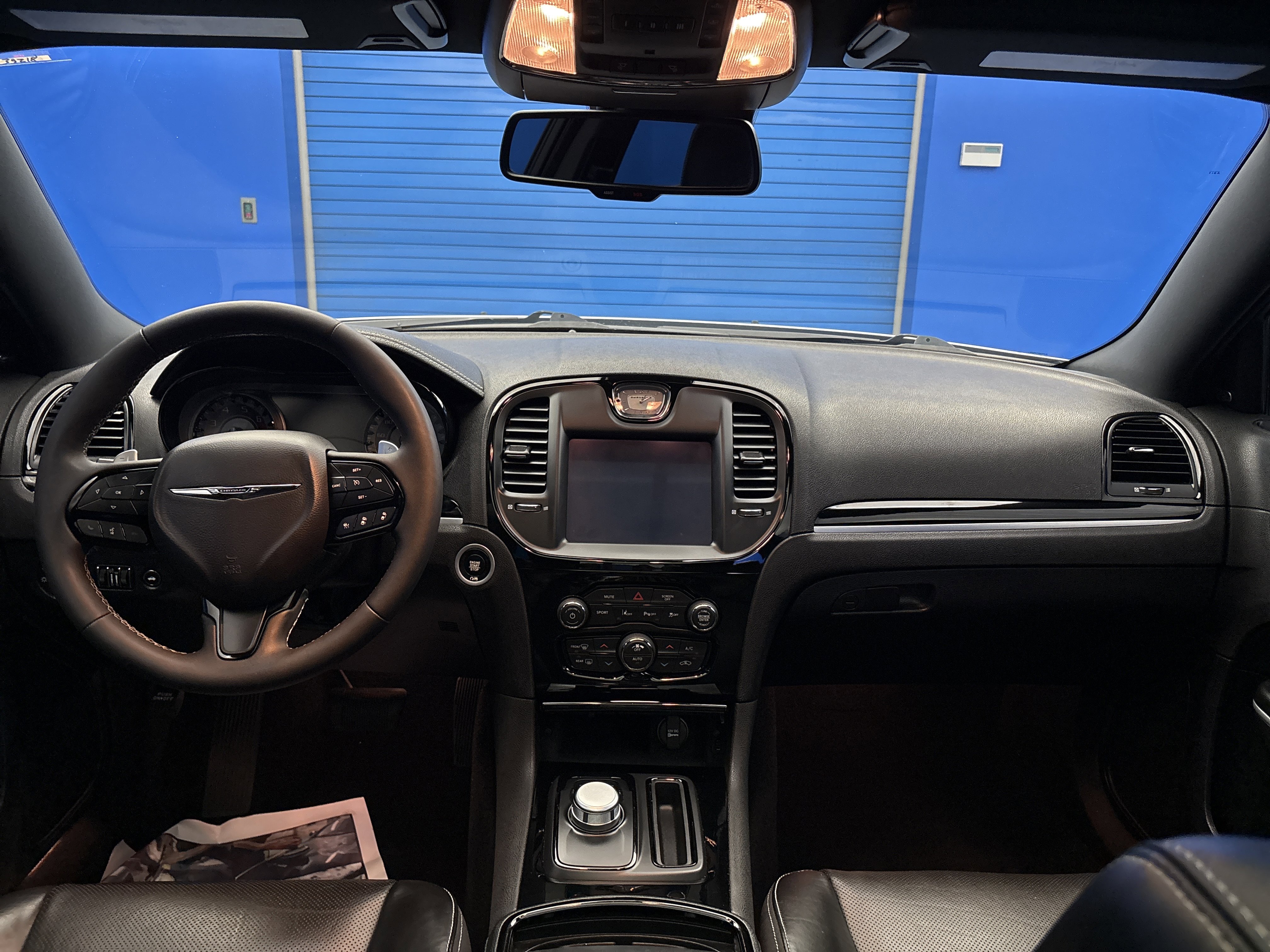 Used 2023 Chrysler 300 S w/ Comfort Group RWD image 28
