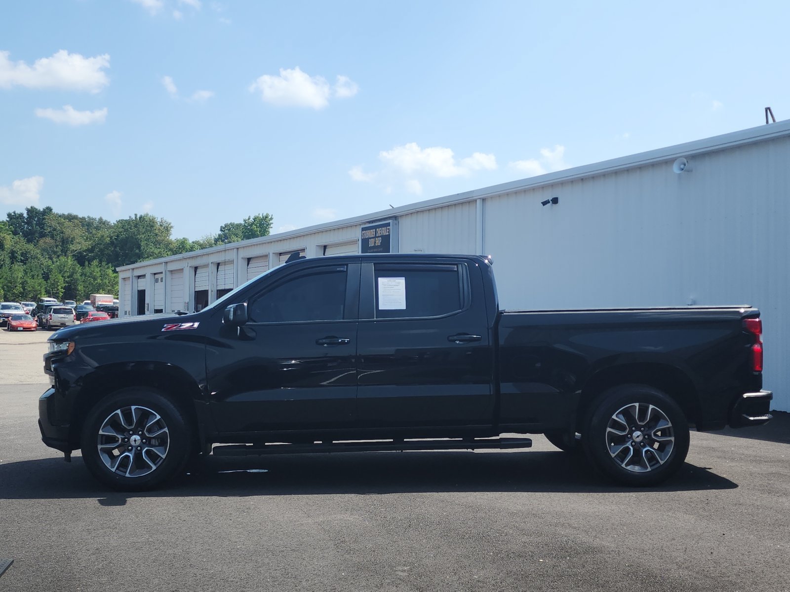 Used 2020 Chevrolet Silverado 1500 RST AWD/4WD image 2