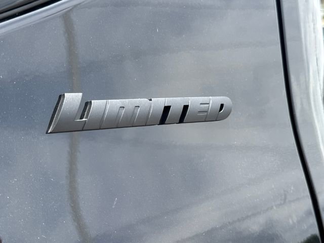 New 2026 Toyota Tundra Limited AWD/4WD image 14