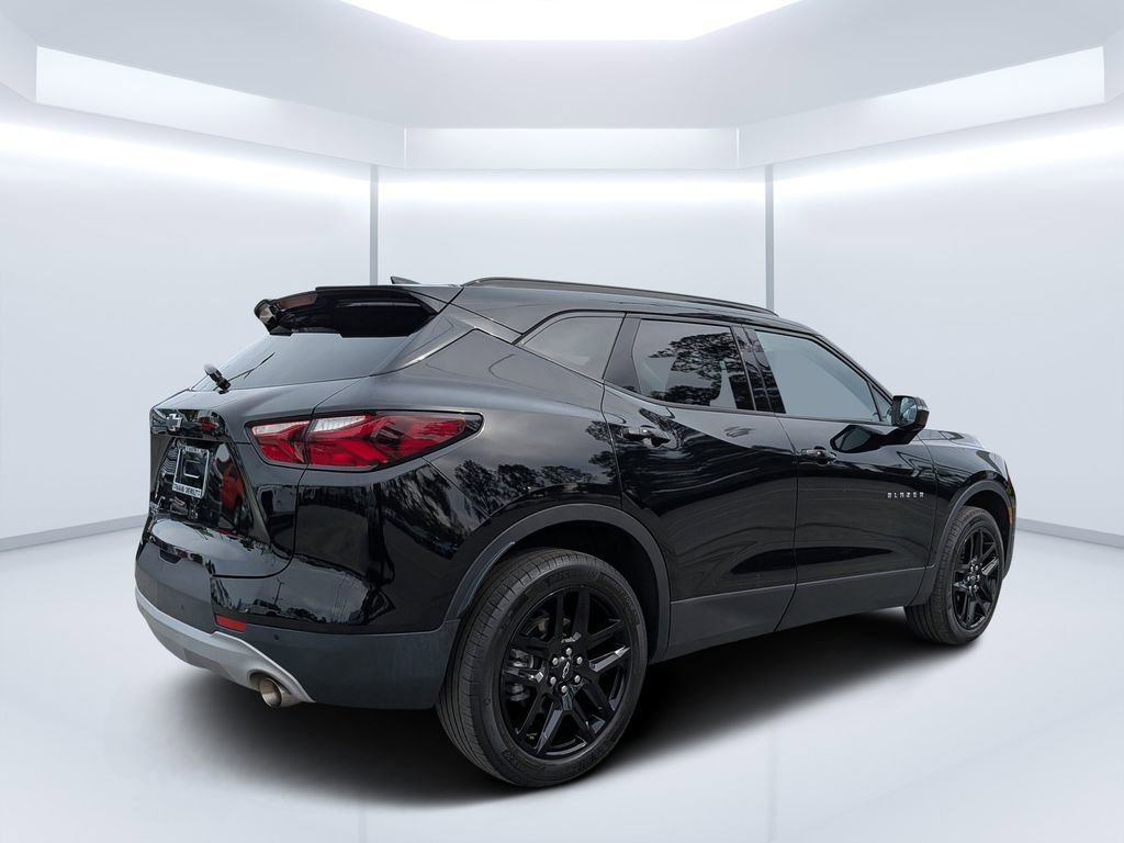 Used 2022 Chevrolet Blazer LT w/ Sound & Technology Package image 3