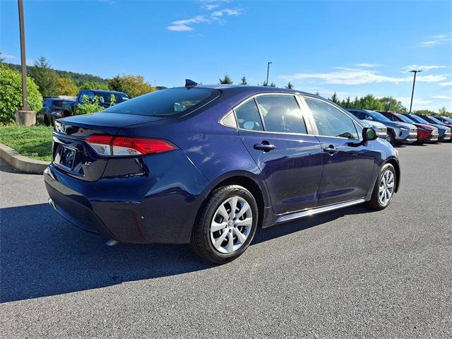 Certified 2021 Toyota Corolla LE w/ Carpet Mat Package (TMS) FWD image 6