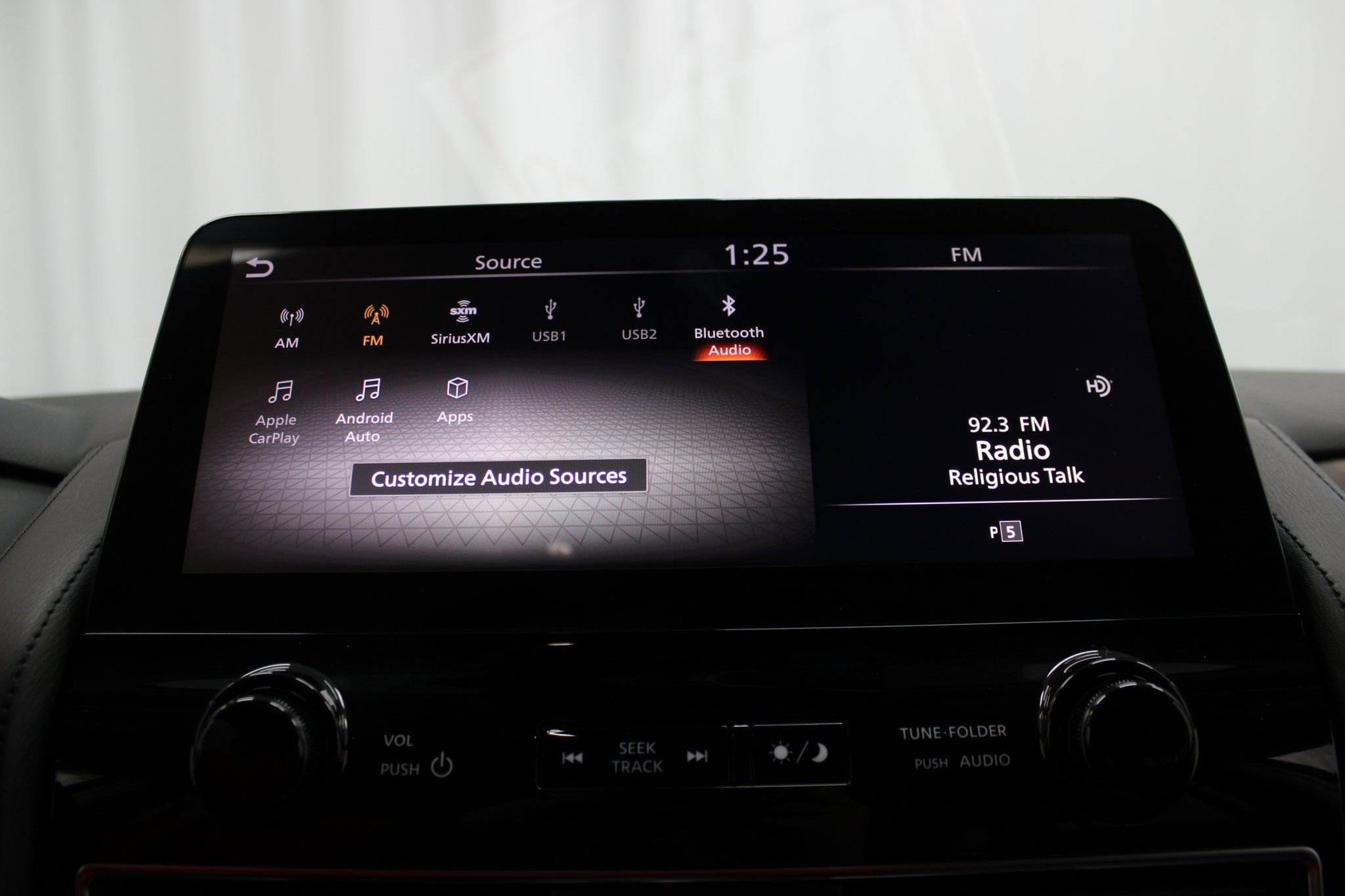 Used 2024 Nissan Armada SL image 47