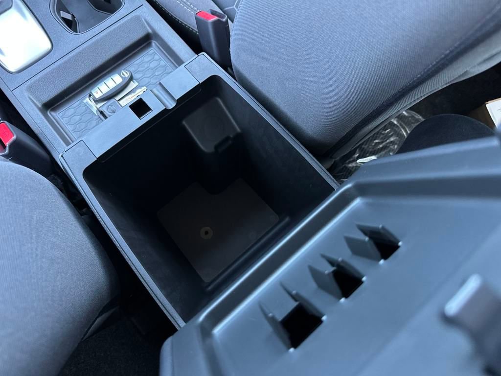 New 2025 Nissan Frontier SV w/ SV Convenience Package image 28