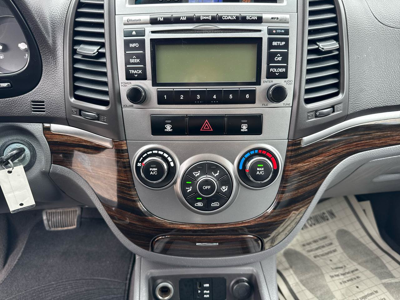 Used 2010 Hyundai Santa Fe GLS FWD image 19