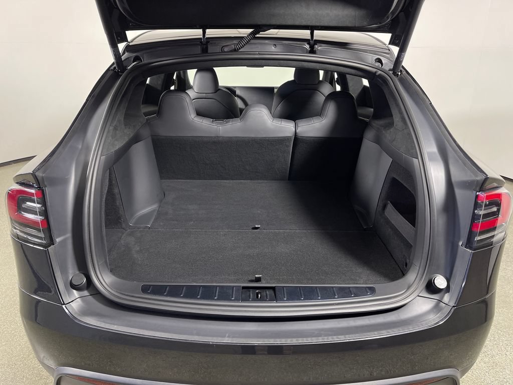 Used 2024 Tesla Model X AWD/4WD image 11
