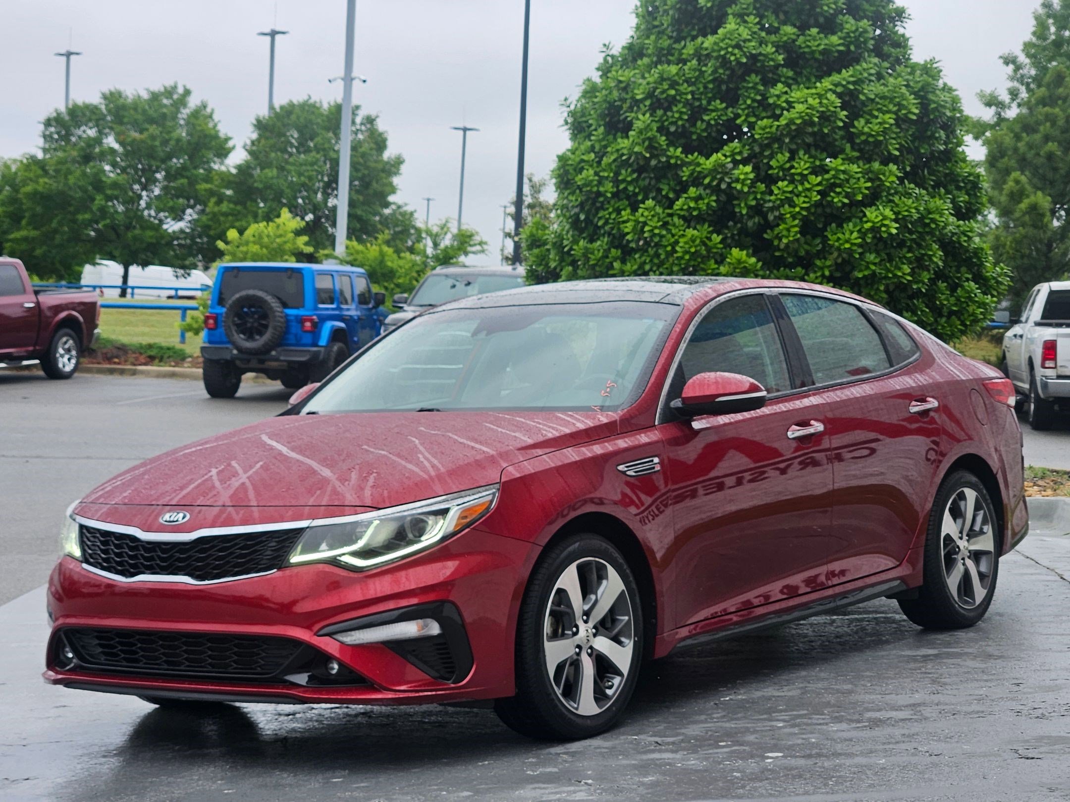 Used 2019 Kia Optima S w/ S Panoramic Sunroof Package FWD image 3