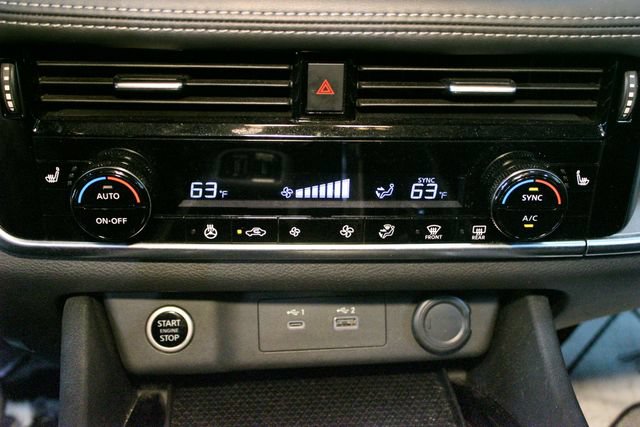 Used 2021 Nissan Rogue SV FWD image 24