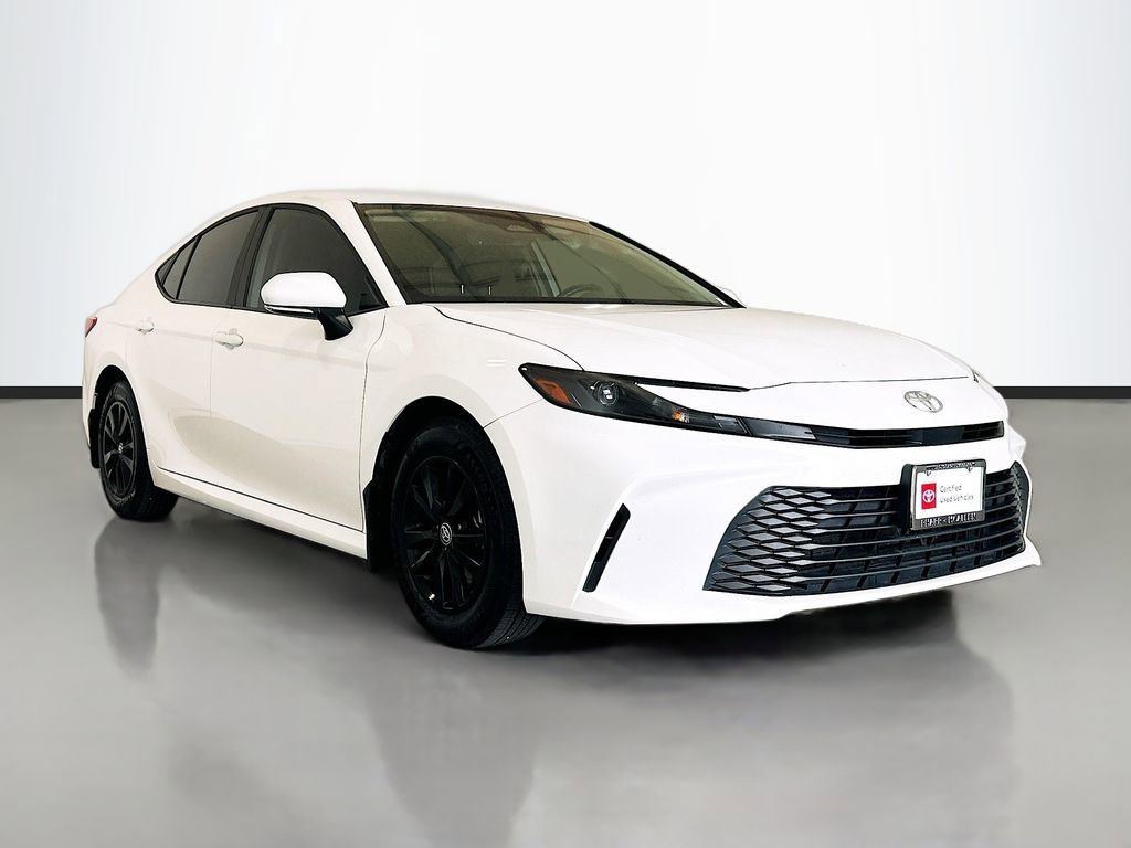 Used 2025 Toyota Camry LE w/ Convenience Package FWD image 2