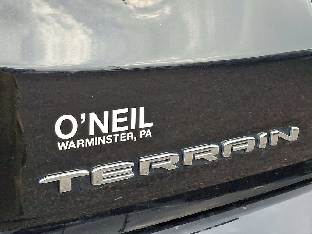 Certified 2023 GMC Terrain AT4 AWD/4WD image 10