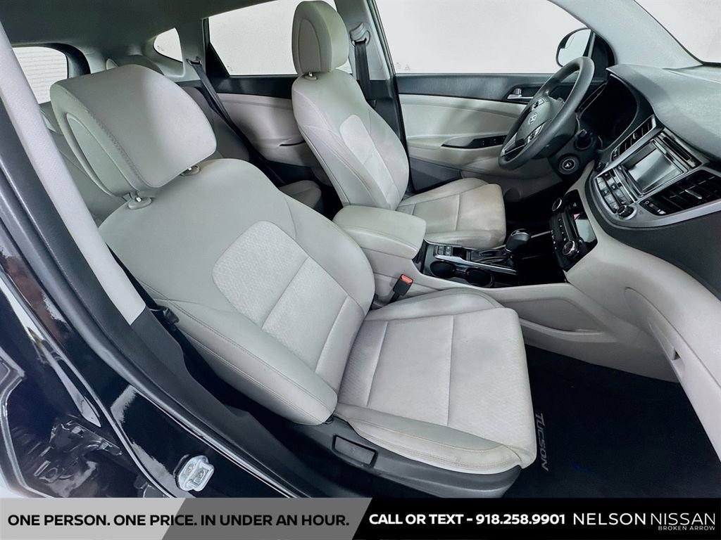 Used 2017 Hyundai Tucson SE AWD/4WD image 26