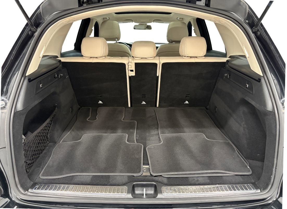 Used 2019 Mercedes-Benz GLC 300 4MATIC image 13