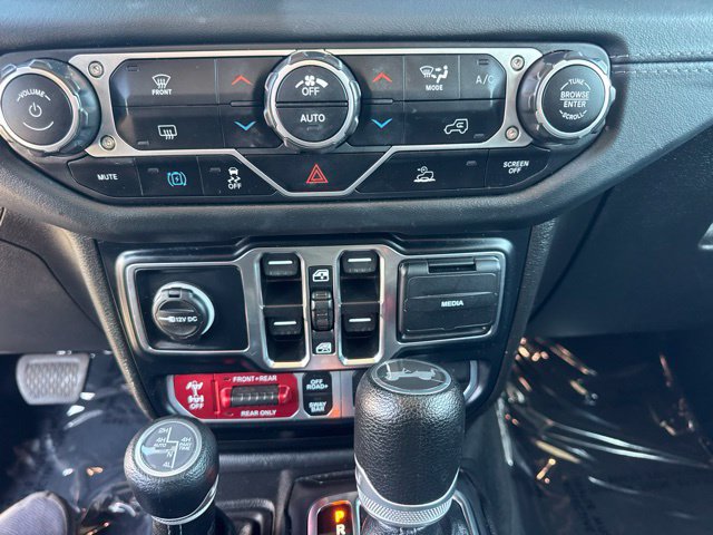 Used 2024 Jeep Wrangler Unlimited Rubicon 4xe AWD/4WD image 26