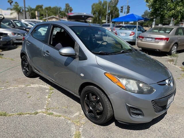Used 2012 MAZDA MAZDA2 Sport image 3