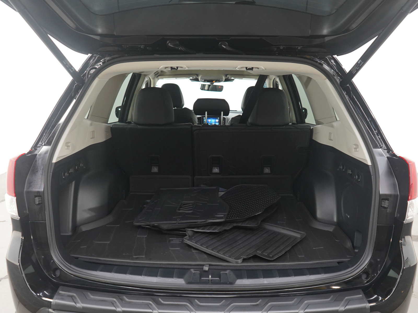 Used 2024 Subaru Forester Touring image 16