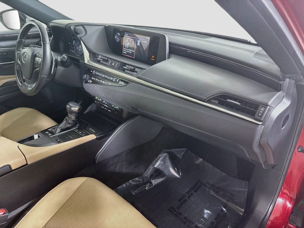 Used 2020 Lexus ES 300h w/ Premium Package FWD image 29