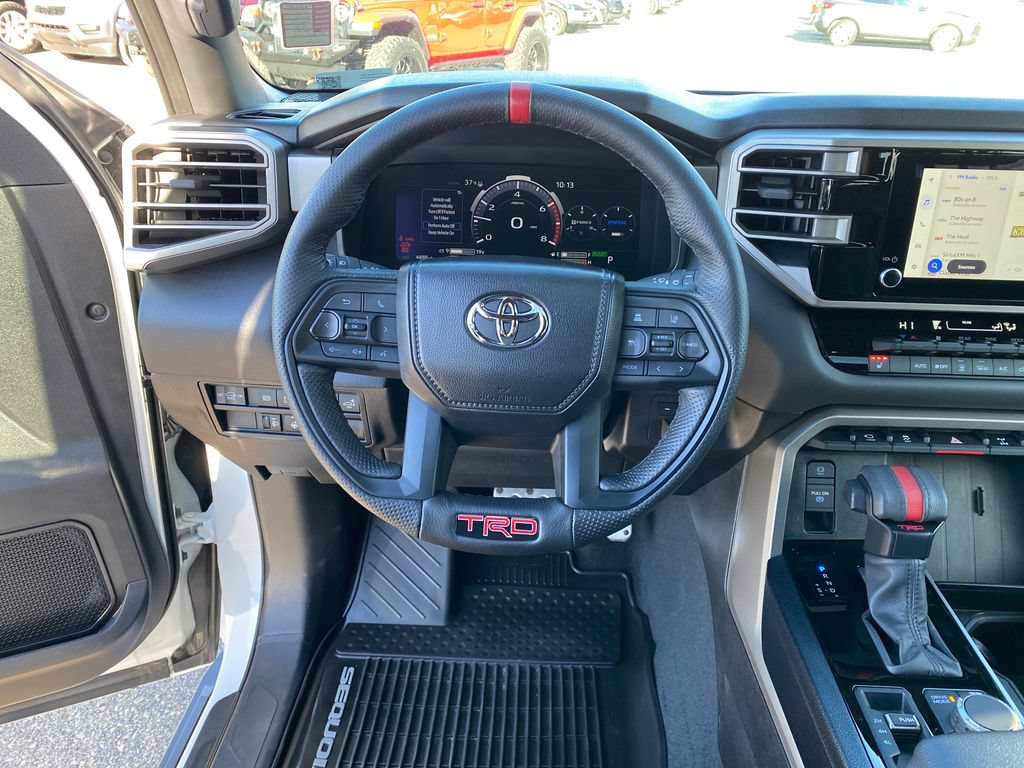 Used 2025 Toyota Sequoia 4WD image 14