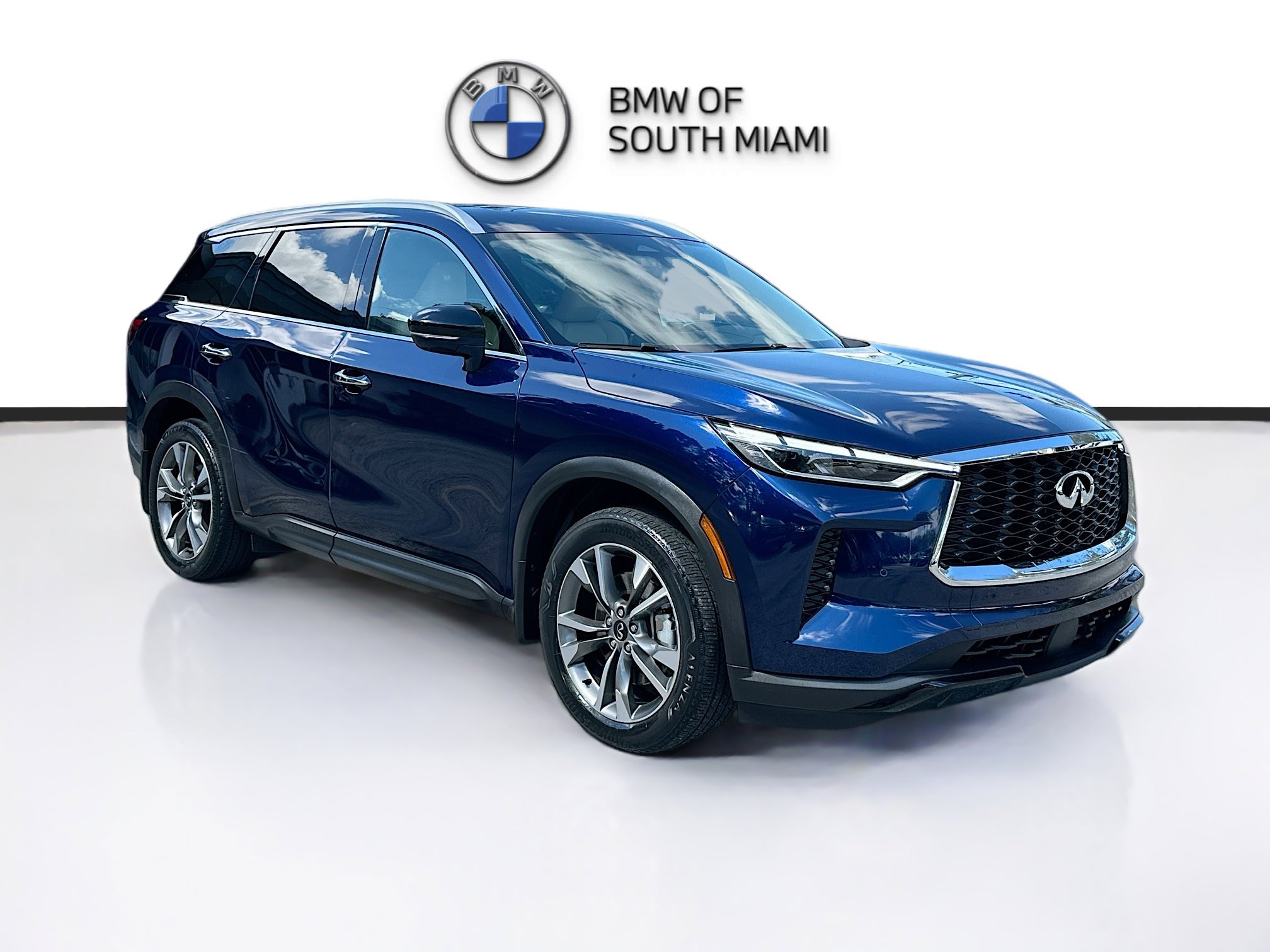 Used 2023 INFINITI QX60 Luxe w/ Cargo Package video 1